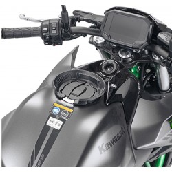  GIVI Σύστημα κλειδώματος BF52 σάκου στο ρεζερβουάρ Z 650 (20 > 23) Βάσεις Tank Bag / Πέταλα