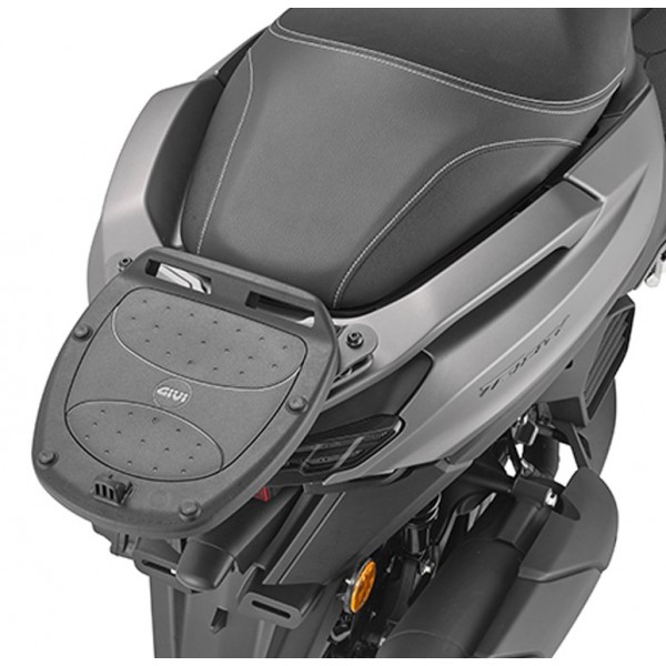 GIVI Σχάρα SR2176 Tricity 125 (25) Yamaha  Σχάρες & Βάσεις Βαλιτσών
